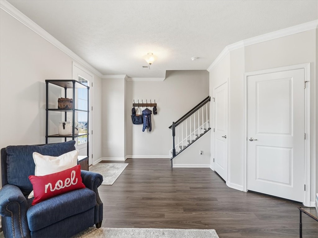 828 Oneida Cir
