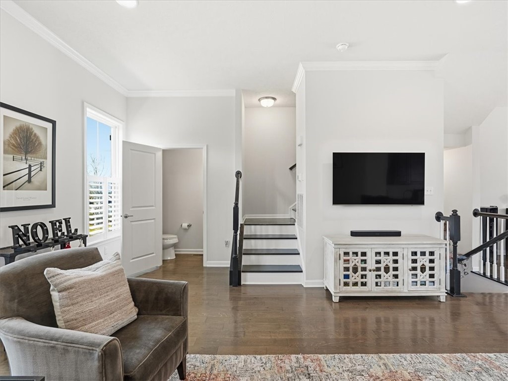 828 Oneida Cir