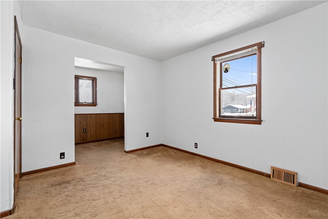 436 Bairdford Rd
