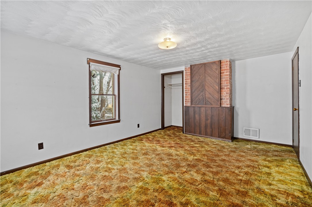 436 Bairdford Rd