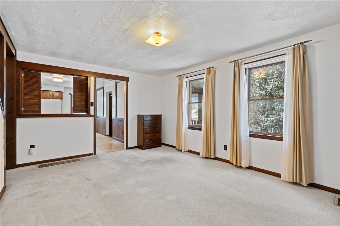 436 Bairdford Rd