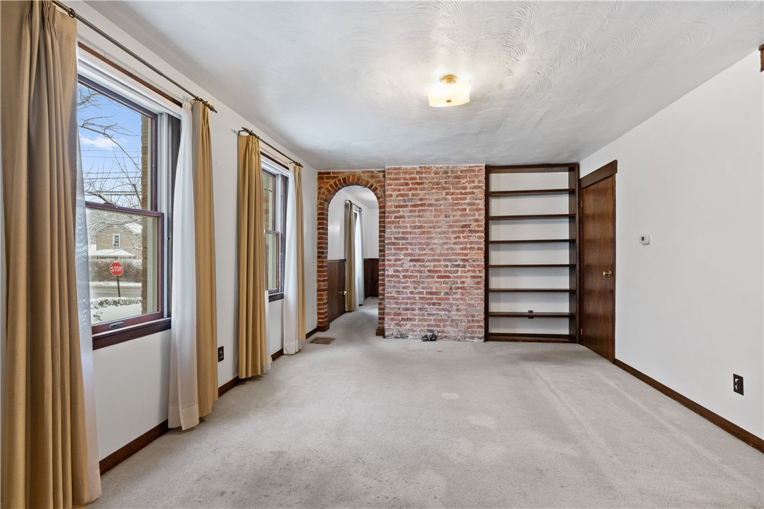 436 Bairdford Rd