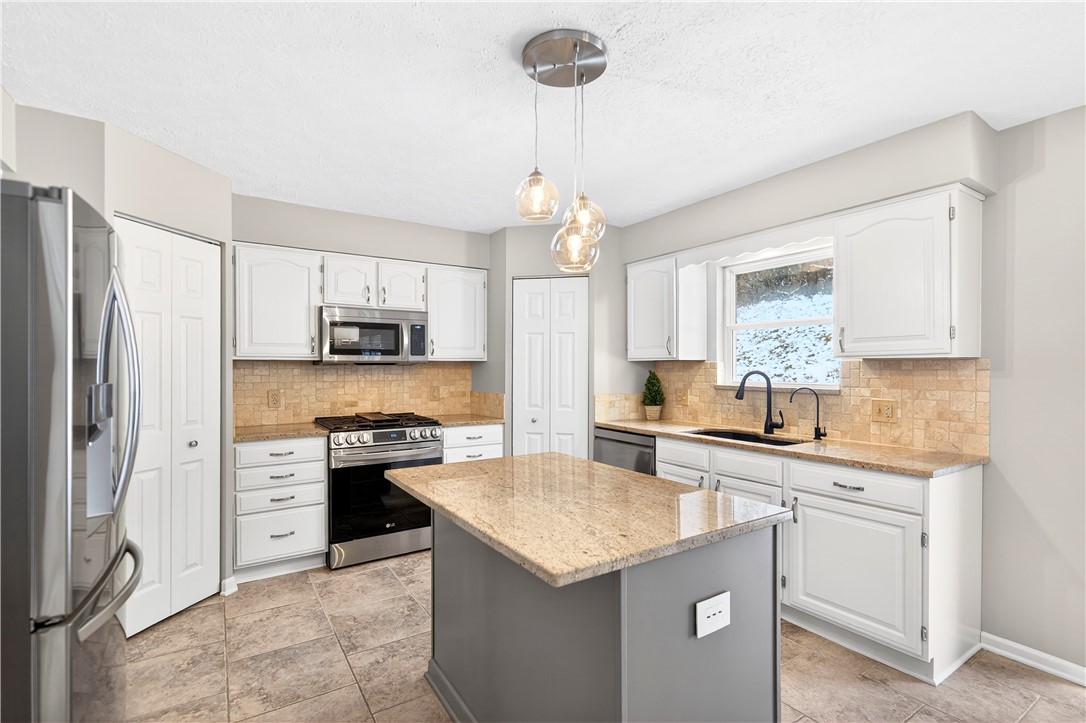 131 Walcott Dr