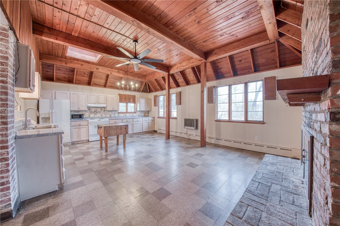 2294 Clearvue Rd
