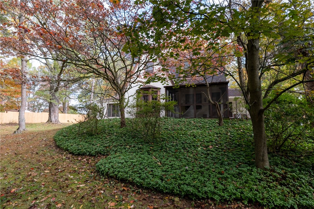 2294 Clearvue Rd
