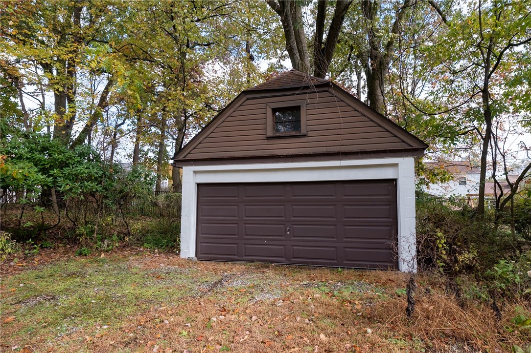 2294 Clearvue Rd
