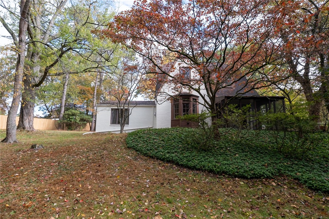 2294 Clearvue Rd