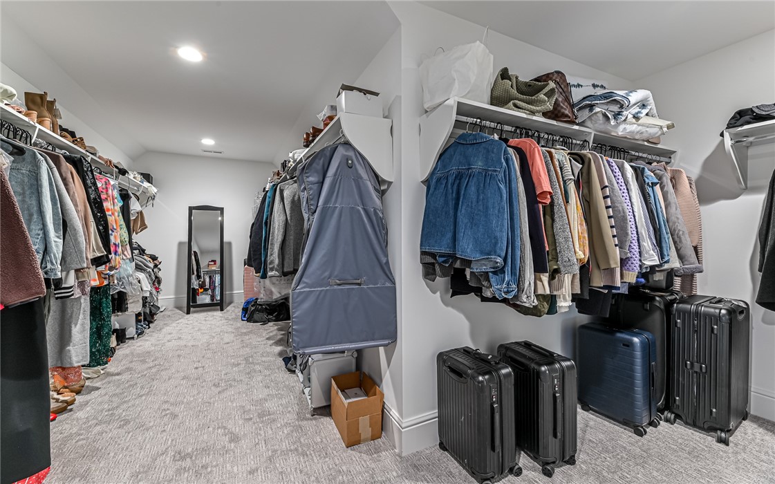 307 Azalea Ln