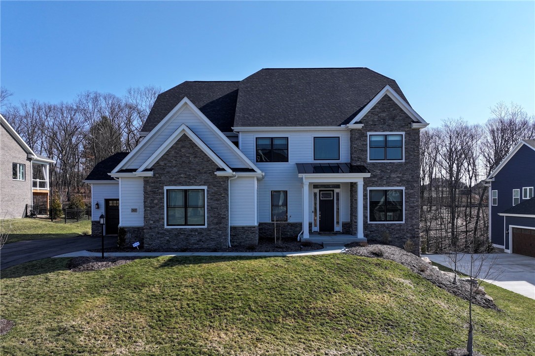 307 Azalea Ln