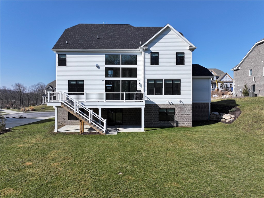 307 Azalea Ln