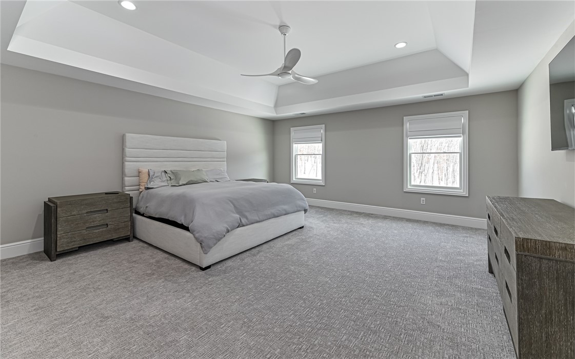 307 Azalea Ln
