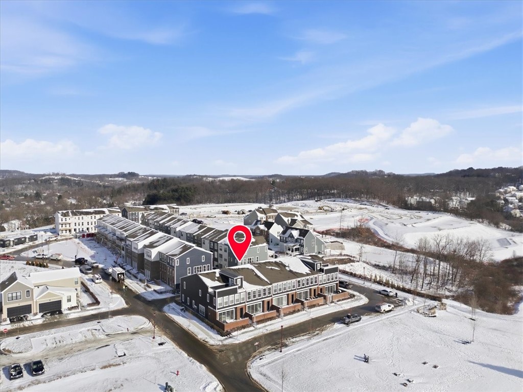 302 Highbridge Ln
