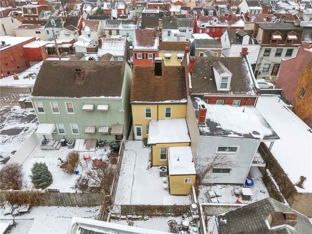 132 S 15th St