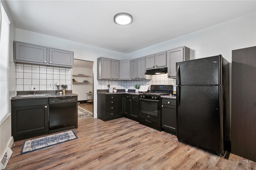 132 S 15th St