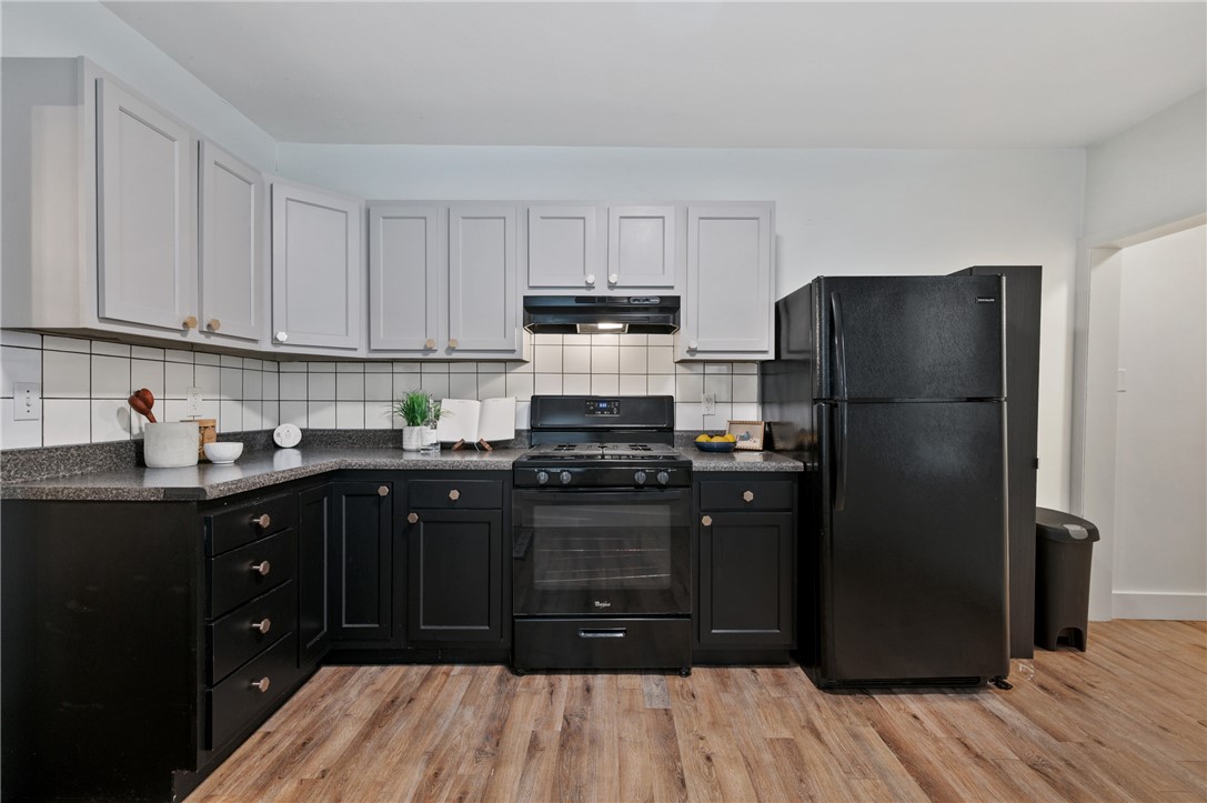 132 S 15th St