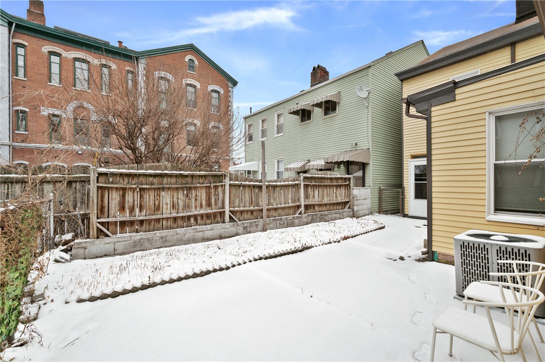 132 S 15th St