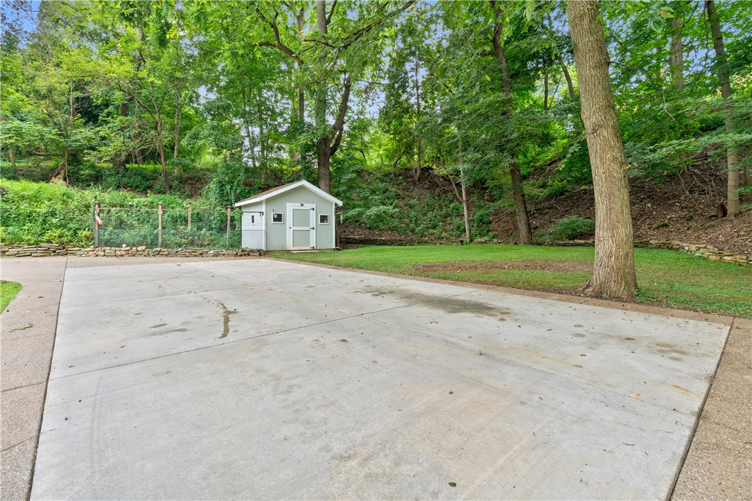 199 N Fremont Ave