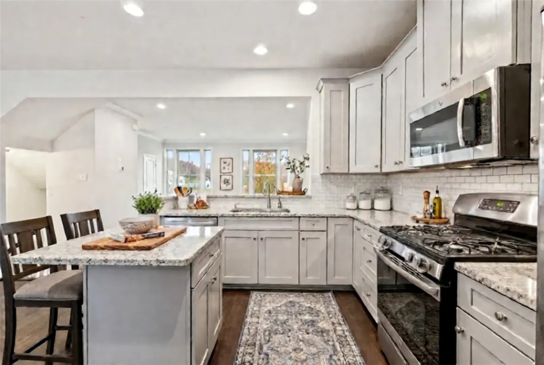 416 Fairmont Dr