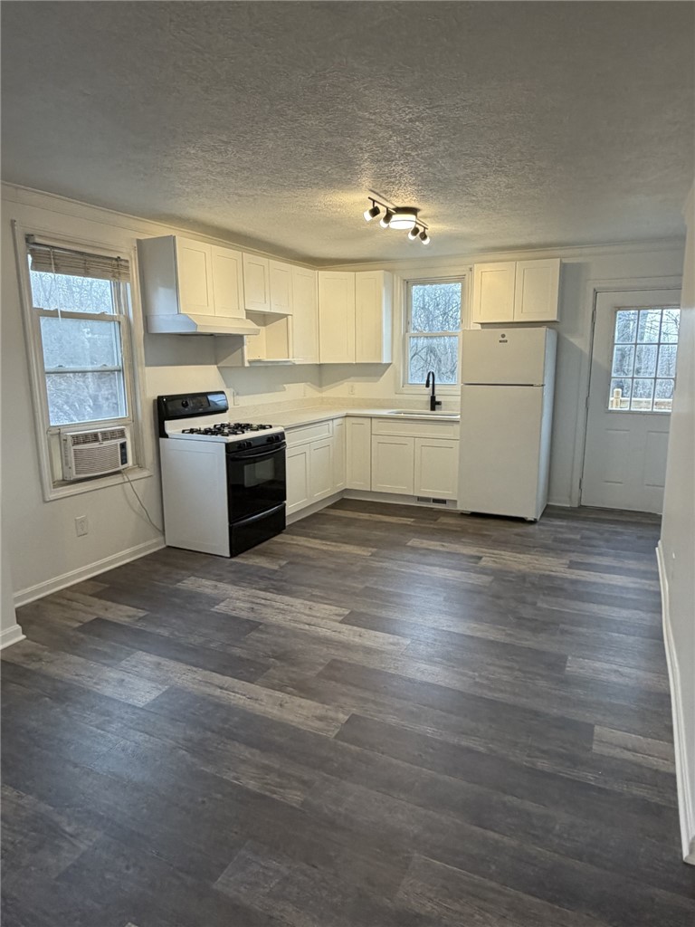 123 Enger Ave