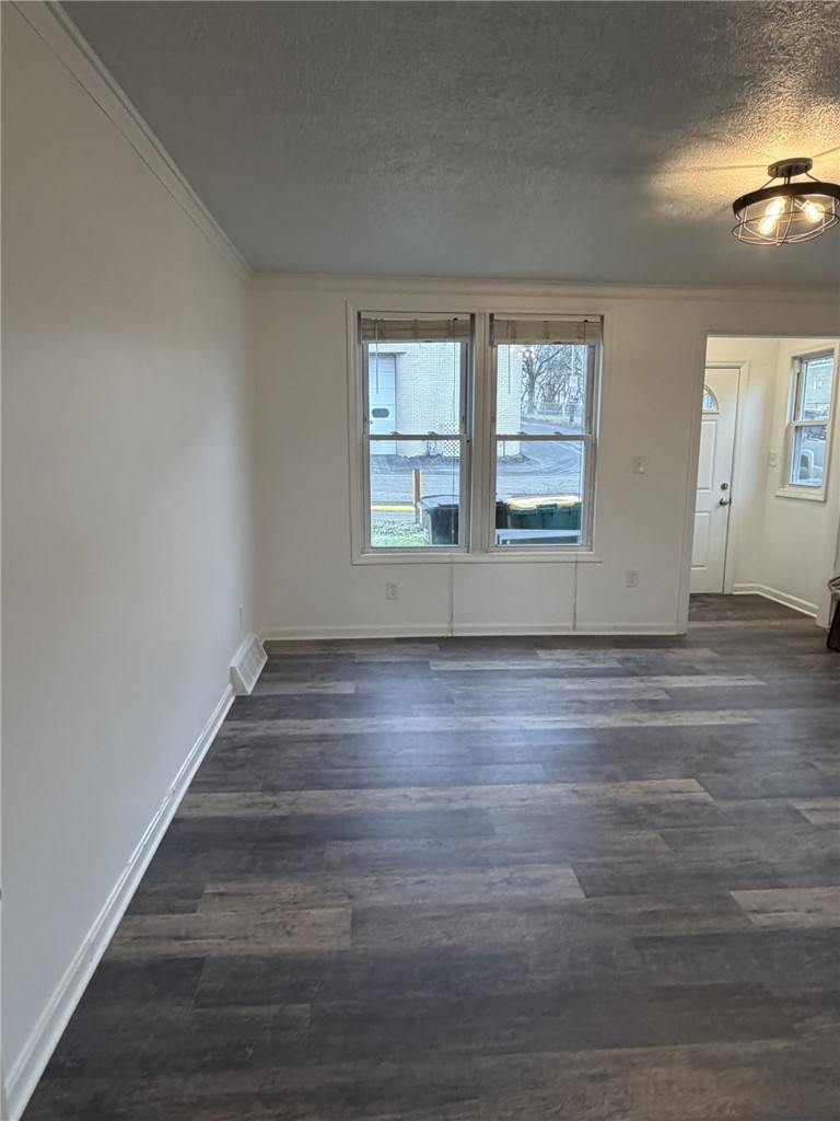 123 Enger Ave