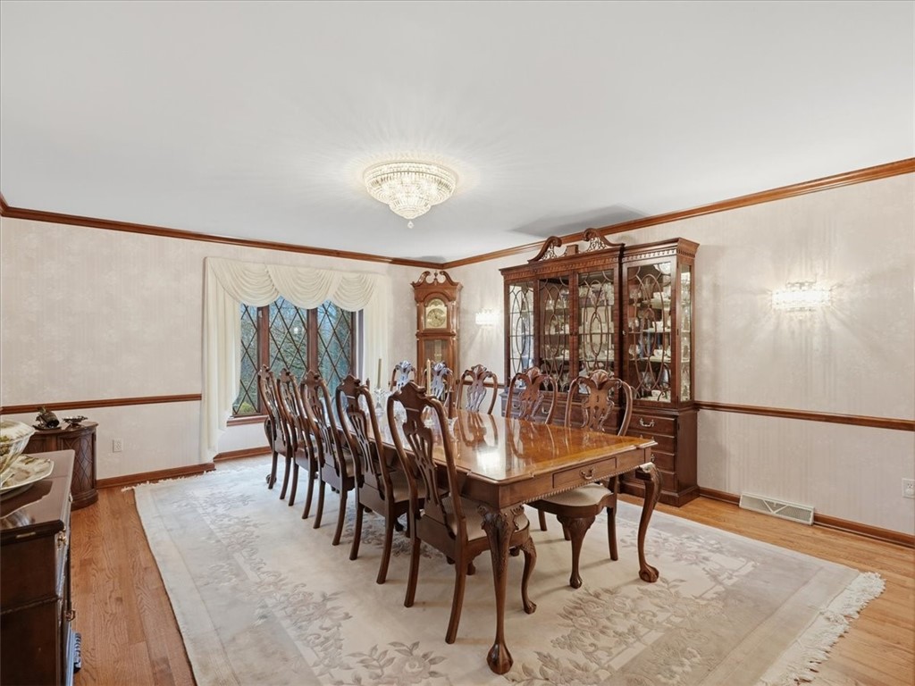 1500 Fox Chase Dr