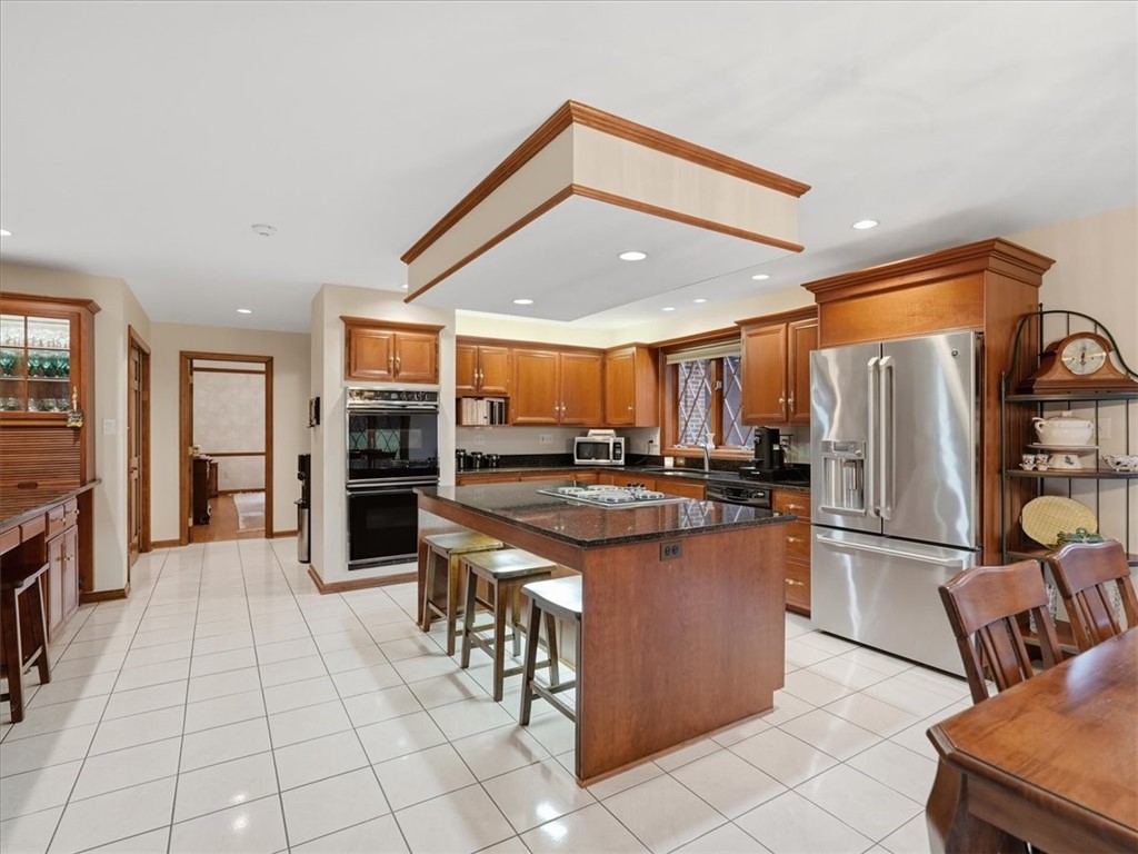 1500 Fox Chase Dr