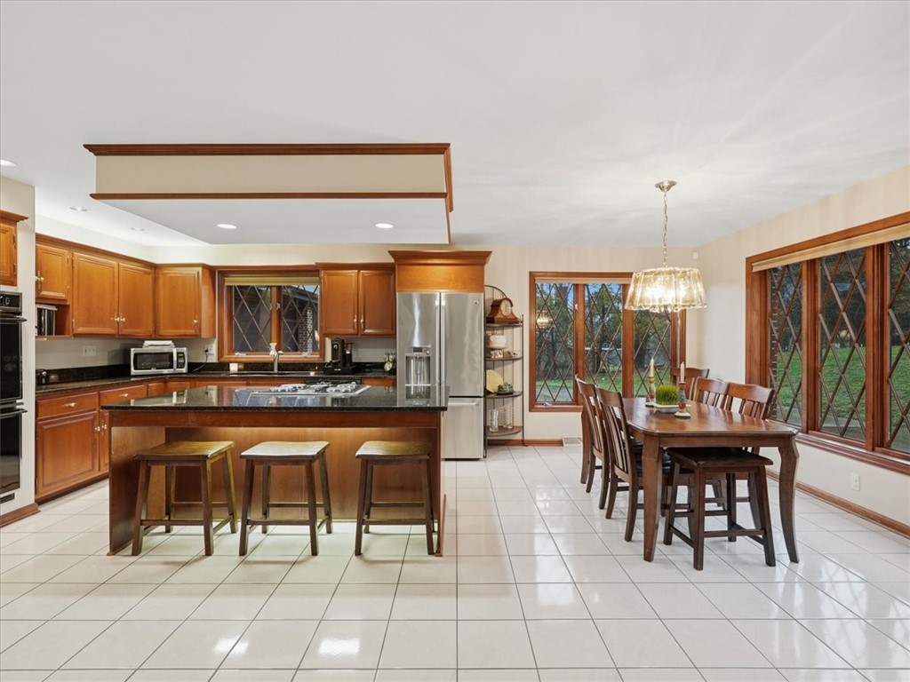 1500 Fox Chase Dr