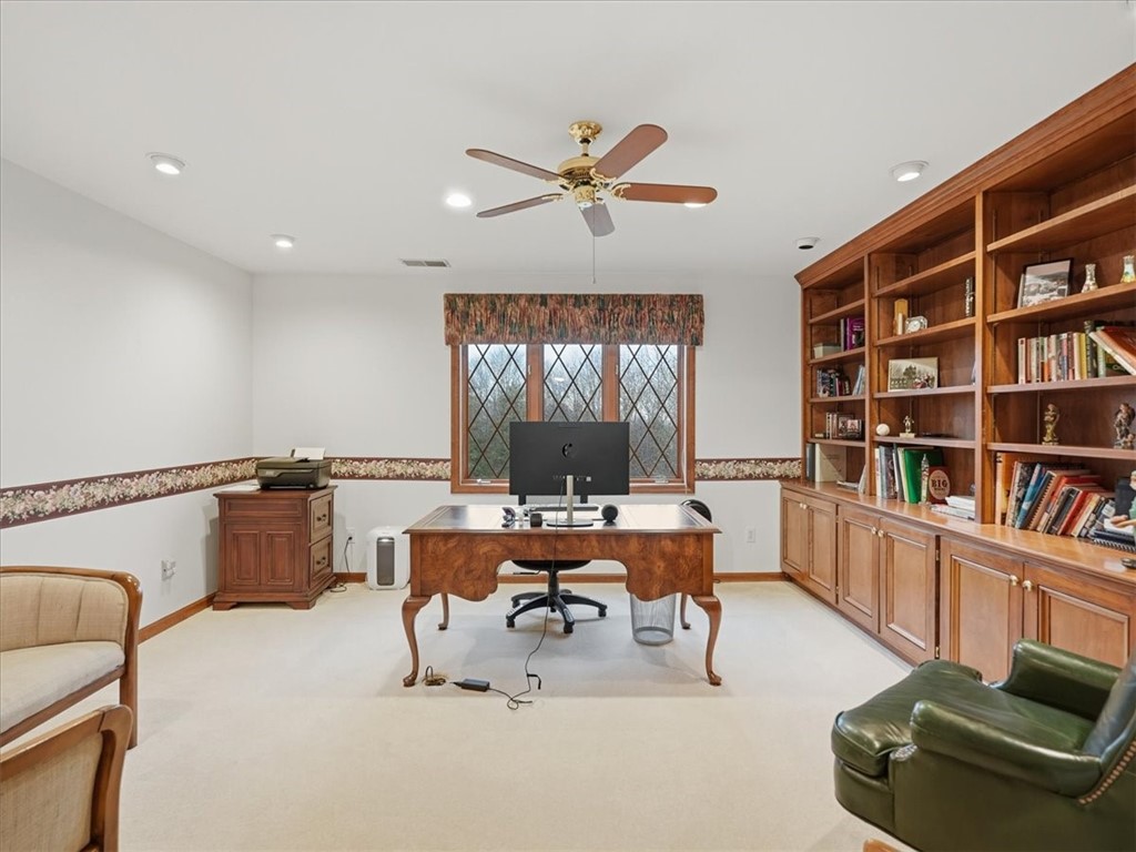 1500 Fox Chase Dr