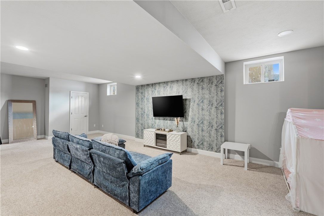 2017 Condor Ln