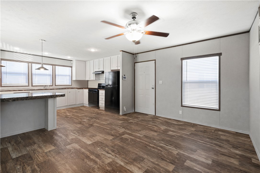 2 Roundtop Drive