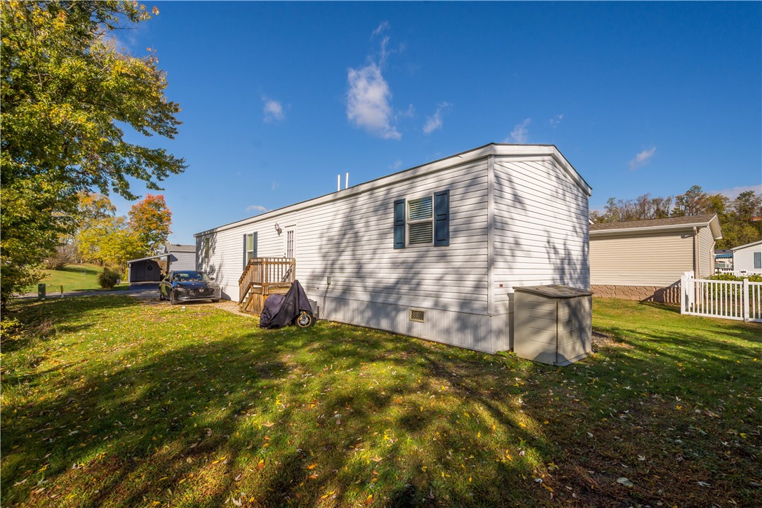 2 Roundtop Drive