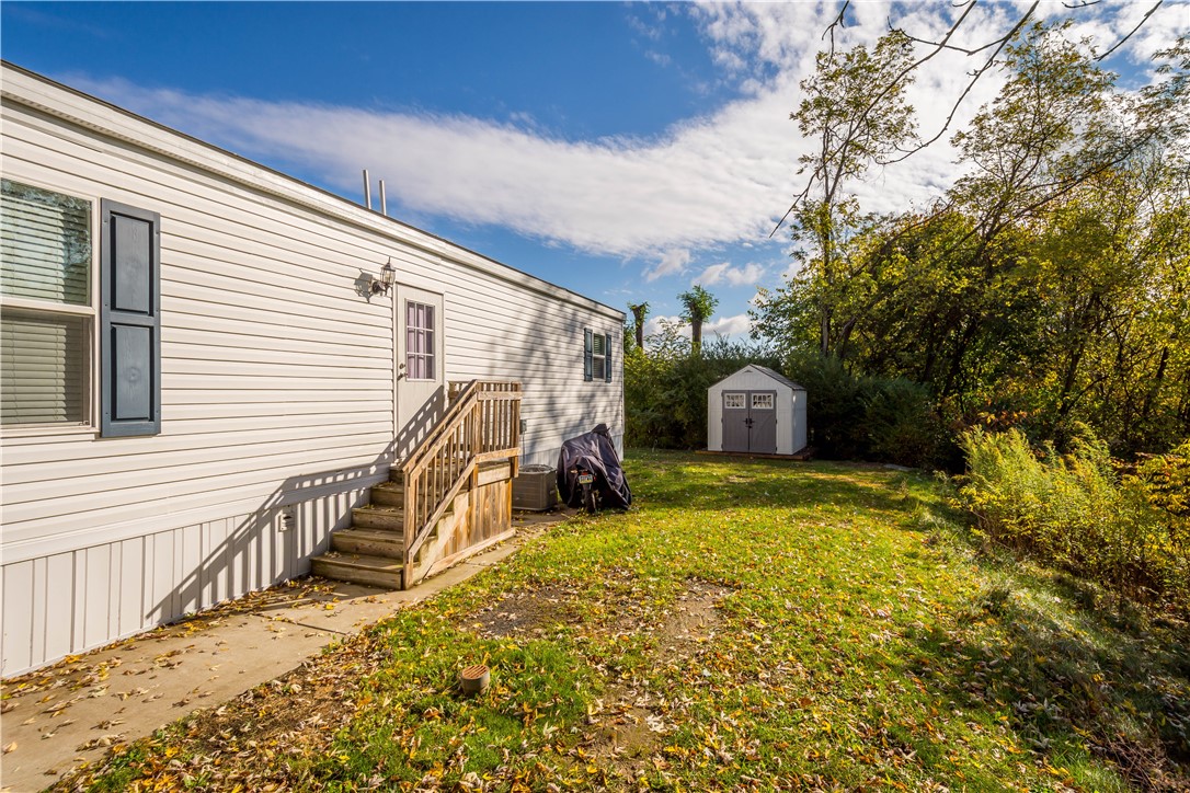 2 Roundtop Drive