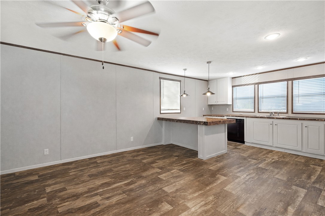 2 Roundtop Drive