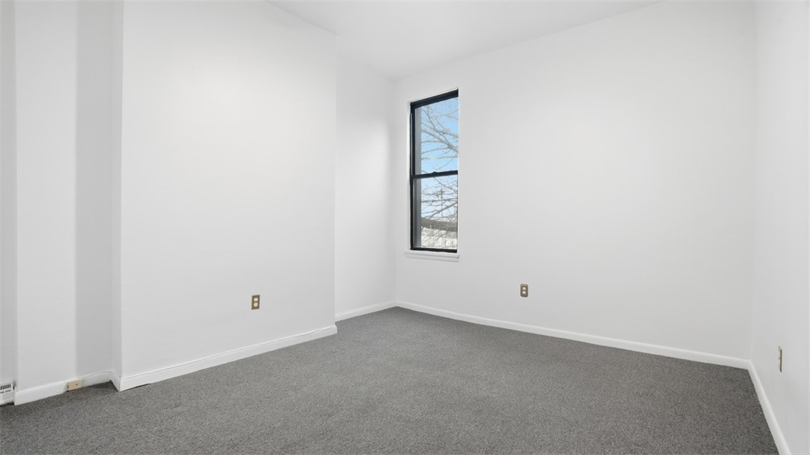 1411 Page St