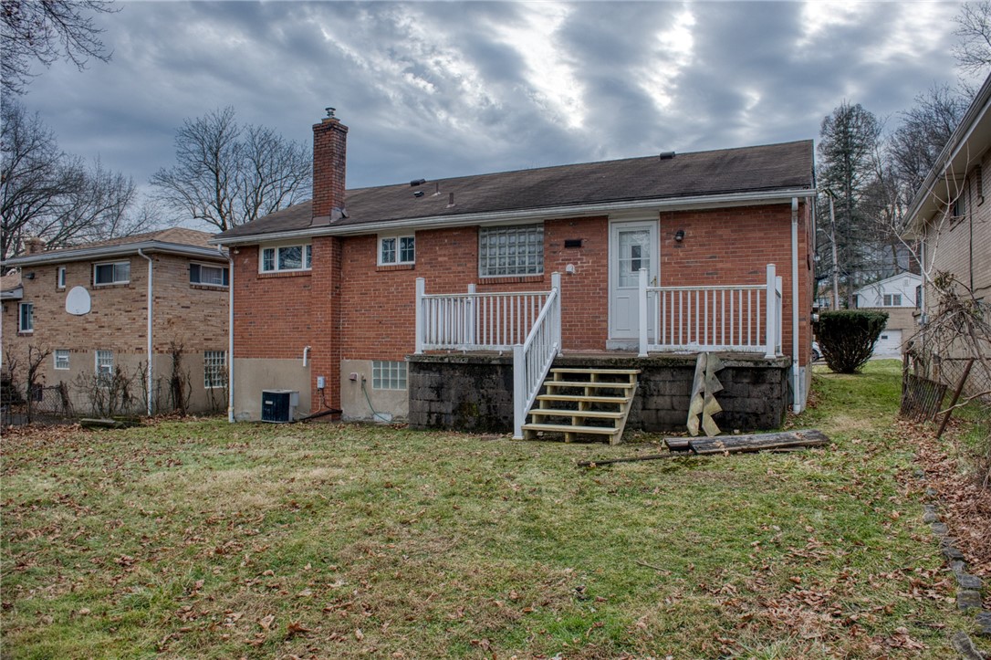 5523 Rippey Pl