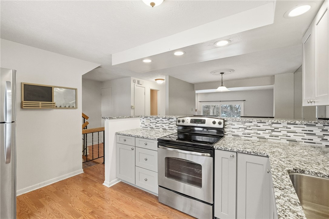 2105 Saint James Place
