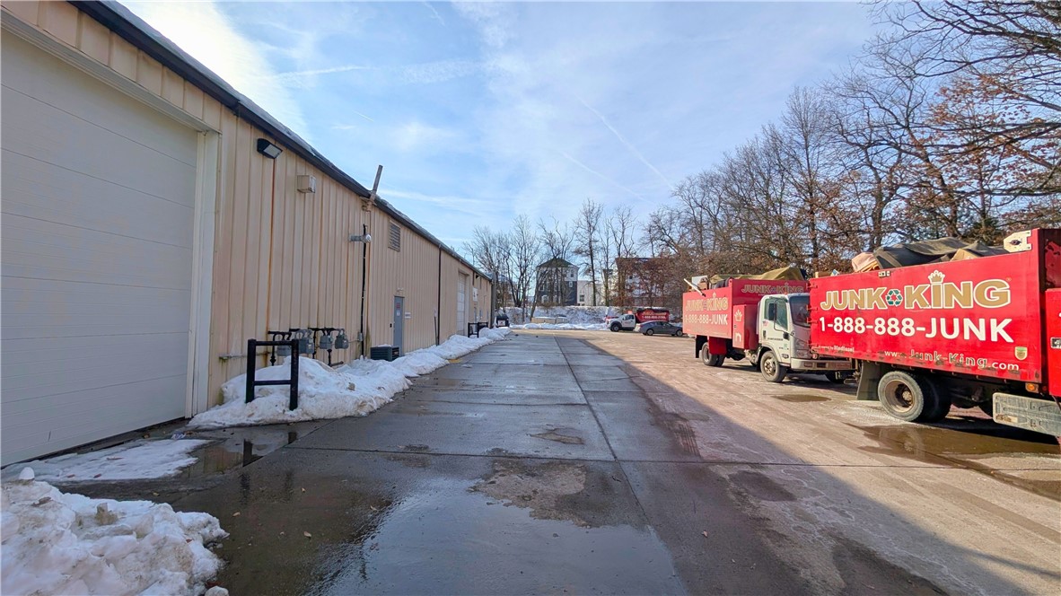 3012 Unionville Rd