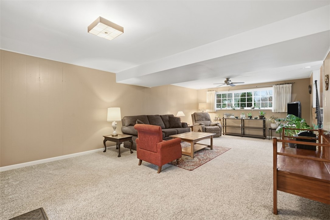 1500 Fernledge Dr