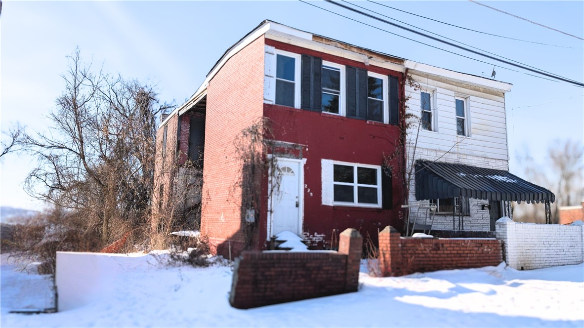 223 Lombard St