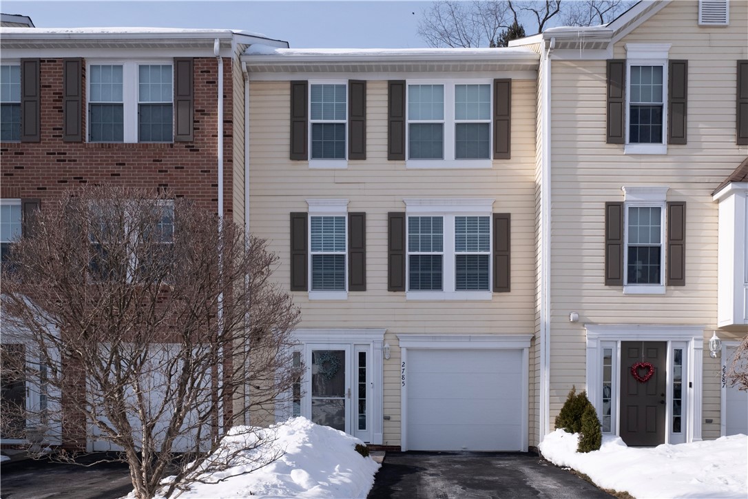 2785 Drake Ct