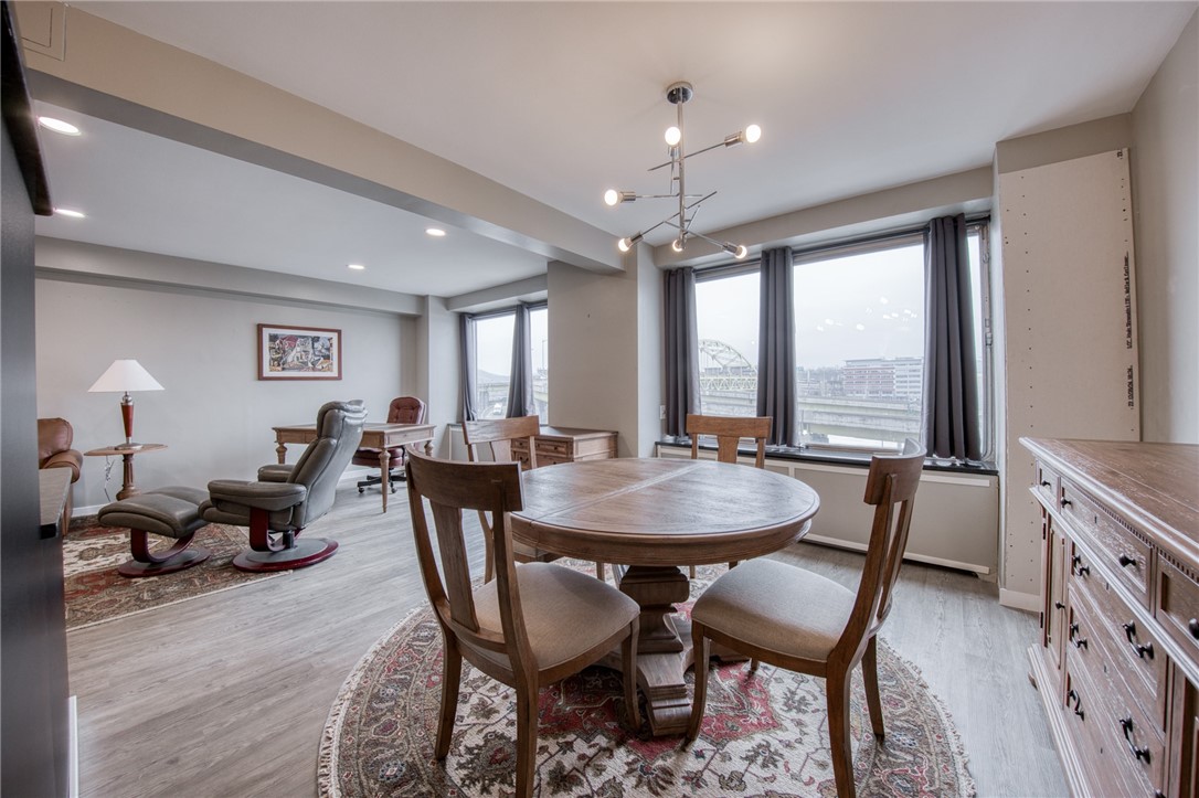 320 Fort Duquesne Blvd 4E