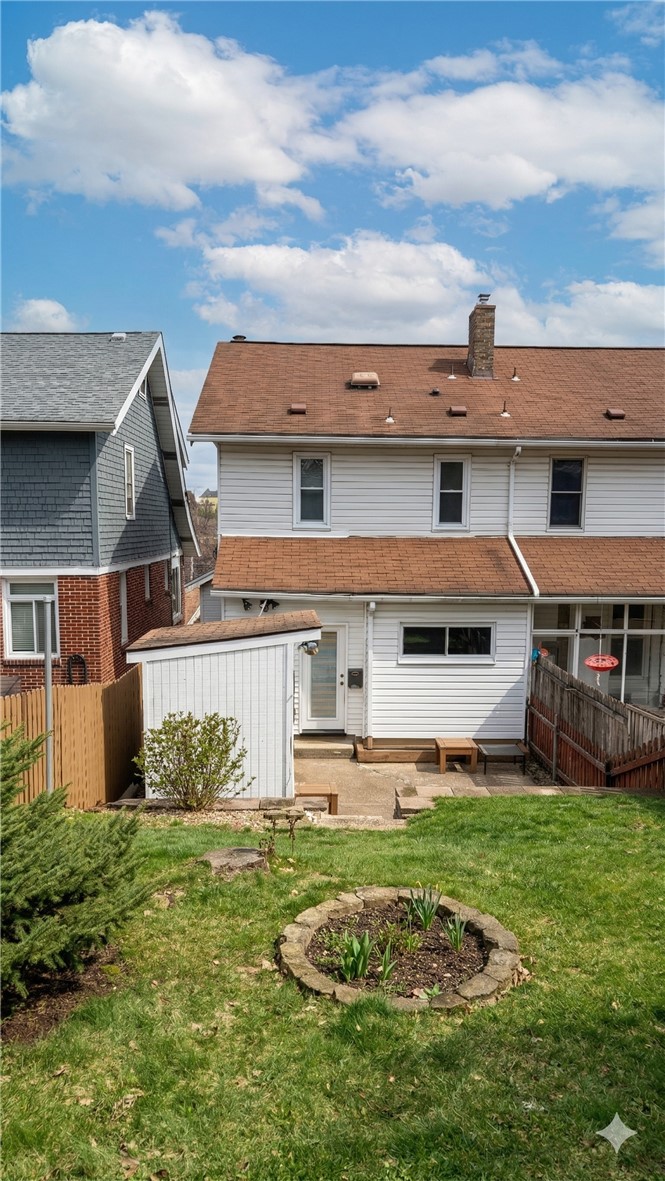 114 Montville St