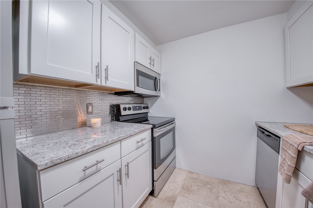 320 Fort Duquesne Blvd 10B