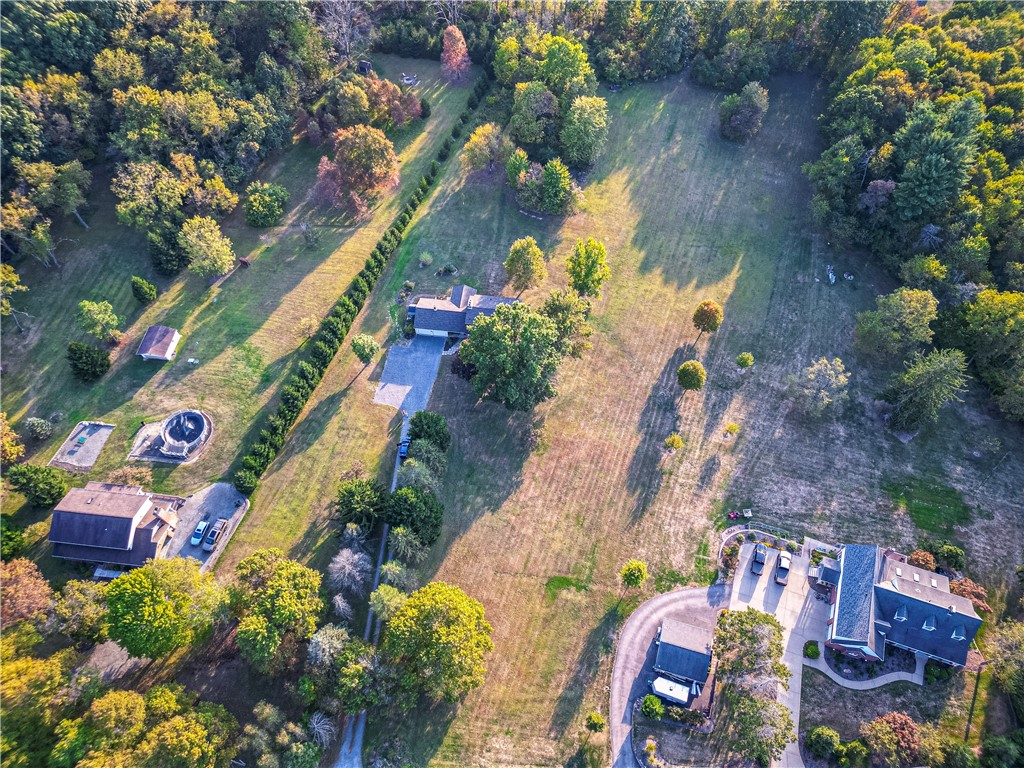 656 Bairdford Rd