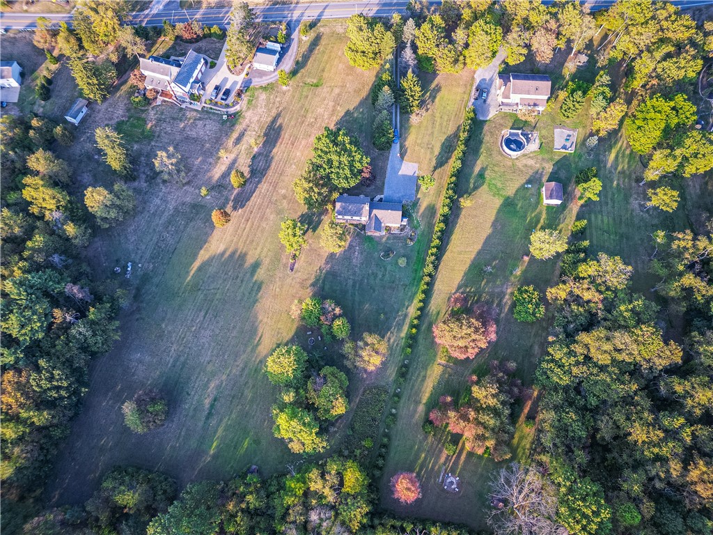 656 Bairdford Rd