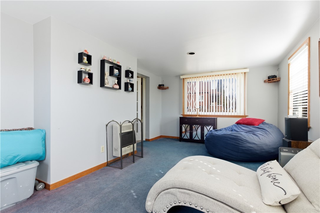 2 Oakridge Road