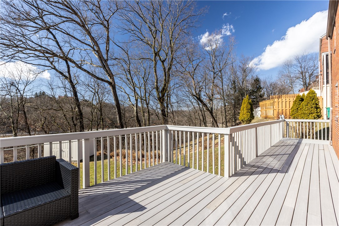 2 Oakridge Road