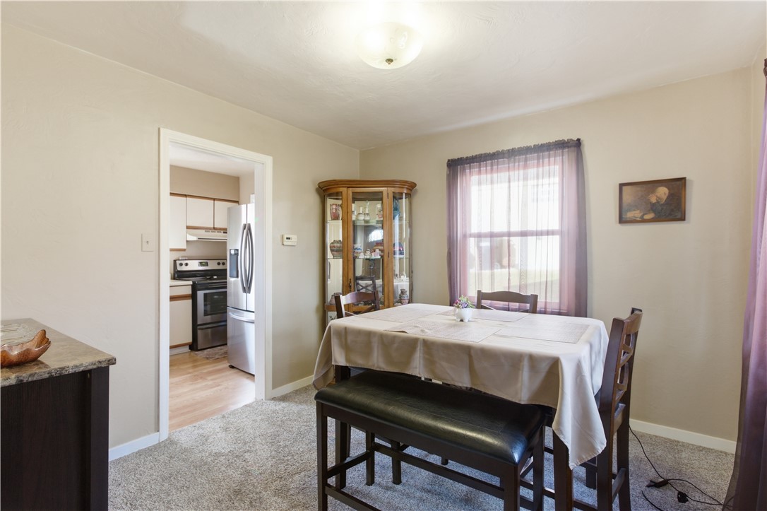 2 Oakridge Road