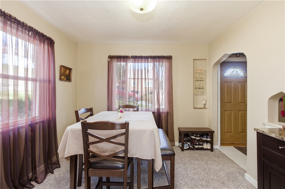 2 Oakridge Road