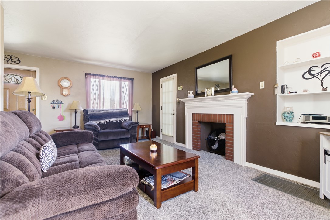 2 Oakridge Road
